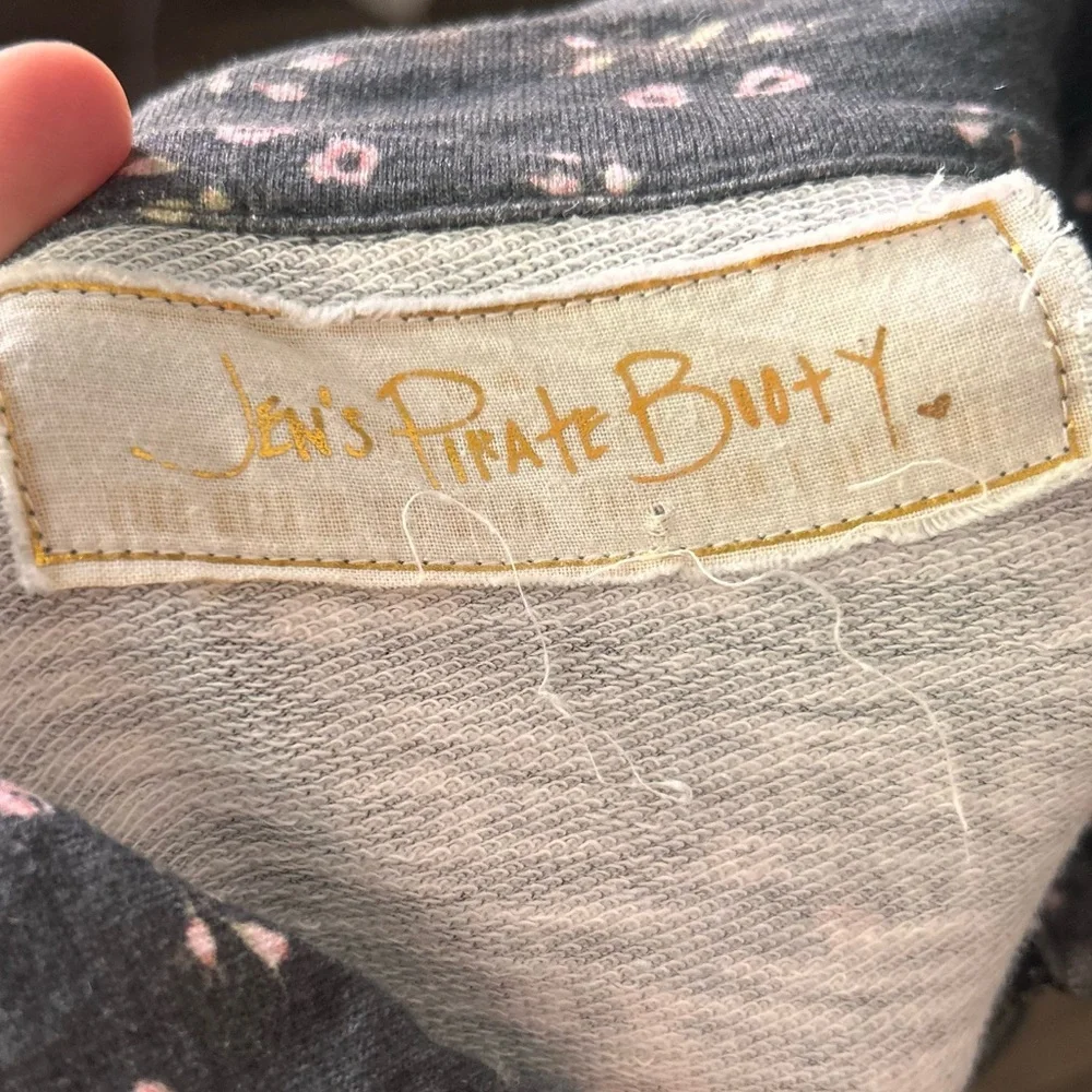 Jen’s Pirate Booty Floral Print Long Sleeve Jumper in Gray Sz XS